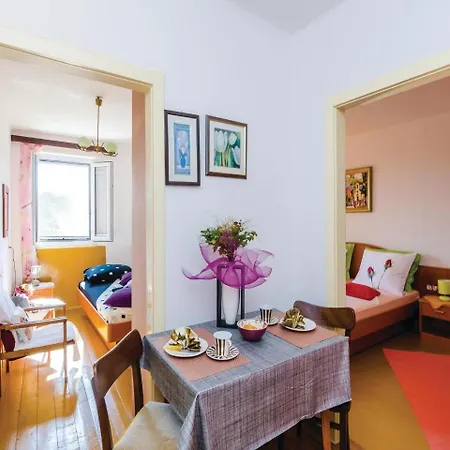 Three-bedroom In Kolocep * Kolocep Island