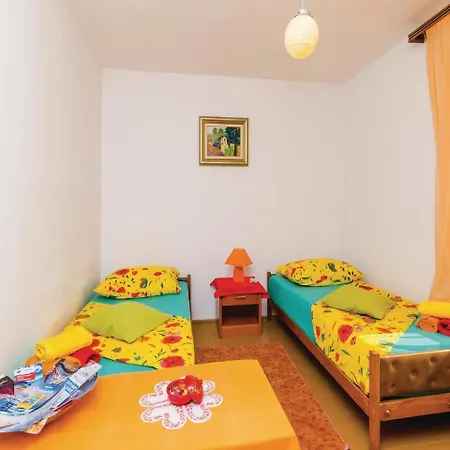 Three-bedroom In Kolocep Lejlighed *